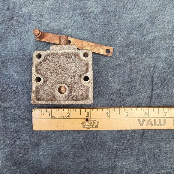 VTG Safe & Lock Copper & Die Cast Weight - Picture 5 of 9